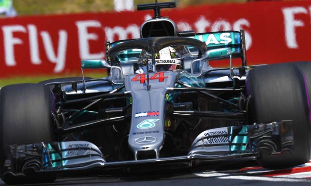 Vettel új körrekorddal nyerte a harmadik szabadedzést