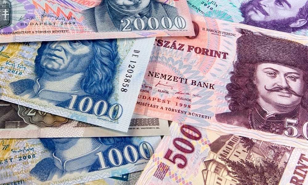 Erősödött kissé a forint pénteken