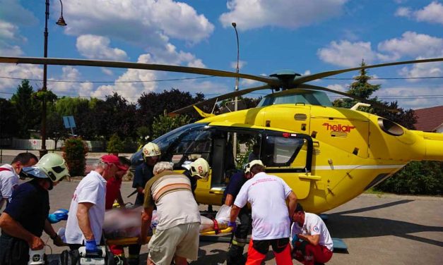 Halálos tömegbaleset az M3-ason: tíz autó ütközött, mentőhelikopter jött a sérültekért