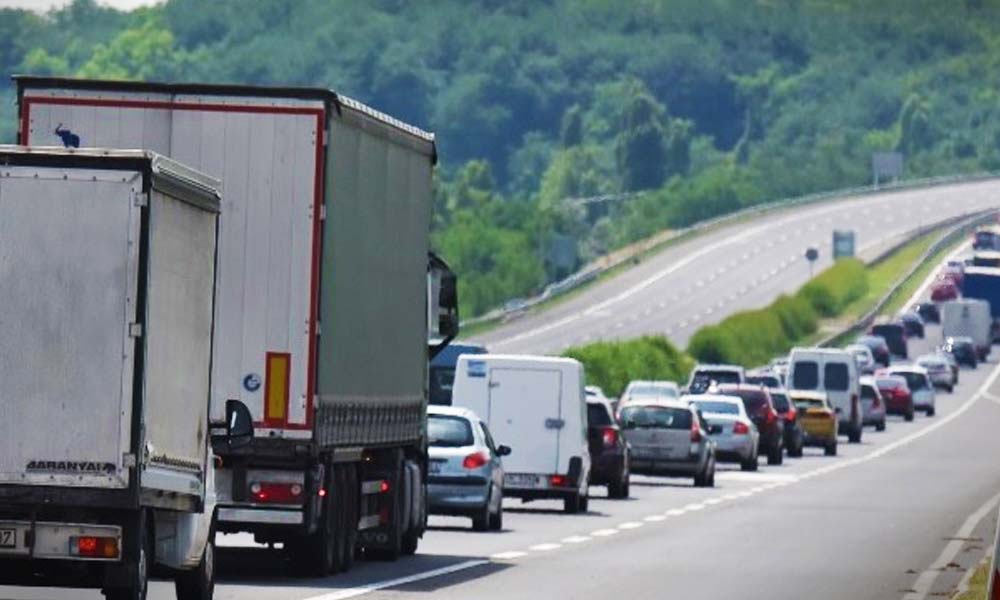 A vendégmunkások miatt óriási lesz a forgalom az M1-M0-M5 útvonalon!