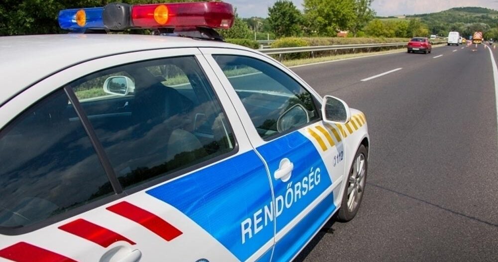 Tömegkarambol az M7-es autópályán, Budapest felé óriási a torlódás