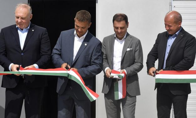 Csömöri példa, ha egy szervezet nem tetszik, akkor bármilyen fontos dolgot csinálhat, kimaradhat a pályázati pénzekből