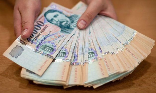 Lezárul az otthonfelújítási támogatás és a nagycsaládosok autóvásárlási támogatása, marad a babaváró hitel és a falusi CSOK
