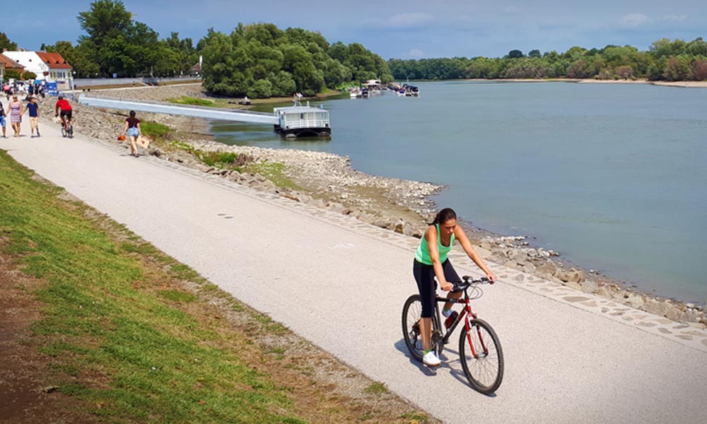 Óriási bicikliút fejlesztés indul Szentendrén, sok pénzt nyert rá a város