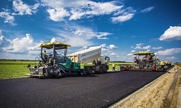 Új utak, autópálya lehajtó és útfelújítások a budai agglomerációban!