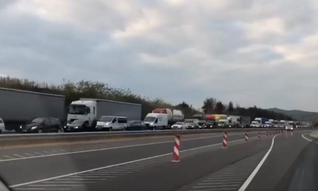 Sokkoló dugó, az M0-ás miatt a dél-budai agglomeráció is beállt péntek este