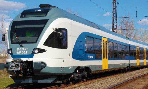 Biztosan lesz repülőtéri gyorsvasút, kérdés, melyik nyomvonalon – Monor is érintett lehet