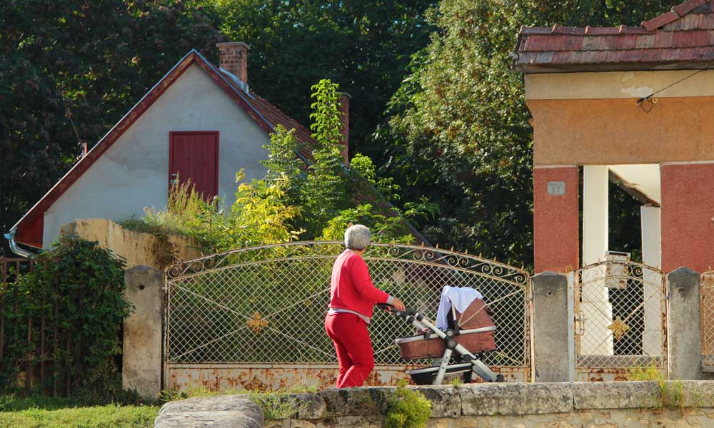 Kisokos készül a nem elég rátermett polgármestereknek, képviselőknek