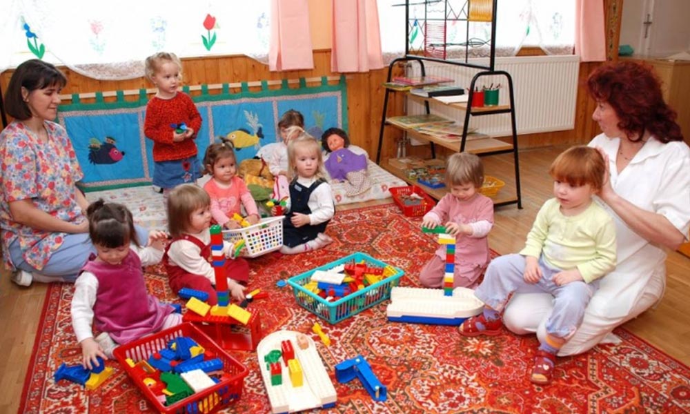 Továbbra is hatalmas pénzeket fizethetnek a szülők, nem jött össze a nagy terv