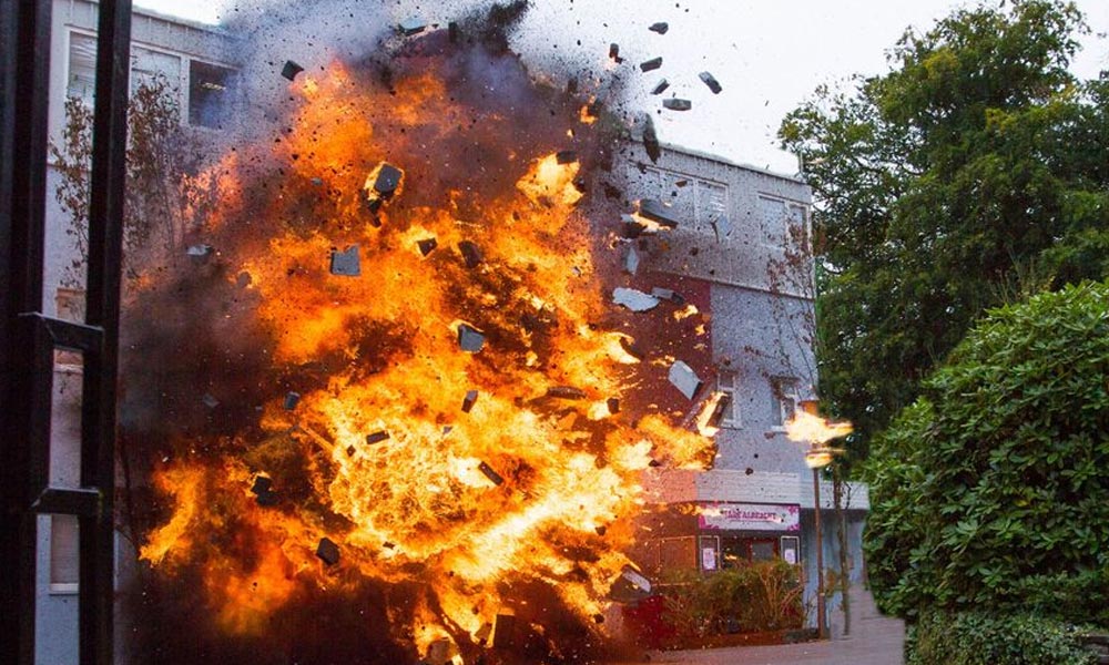 Robbanás és fegyveres beavatkozás lesz a városban, kerüld el a környéket!