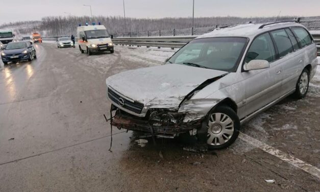 Többen megsérültek az M5-ös kivezetőn a tragikus karambolban