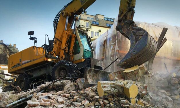 Bekeményített az érdi polgármester, lebontatná a szabálytalanul épített házakat