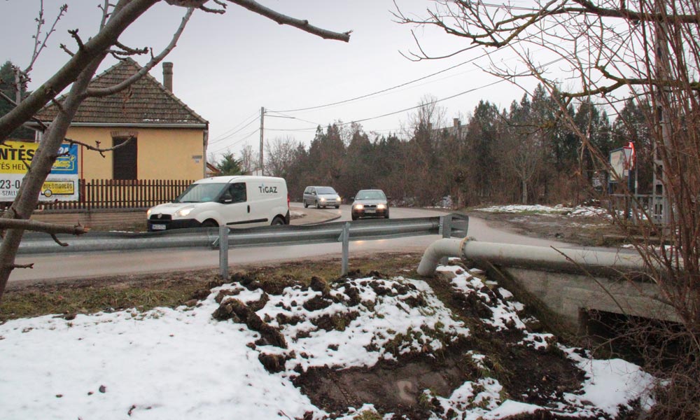 „Mennek mint a barom” – Agglomerációs látlelet egy kanyar miatt kirobbant vitáról