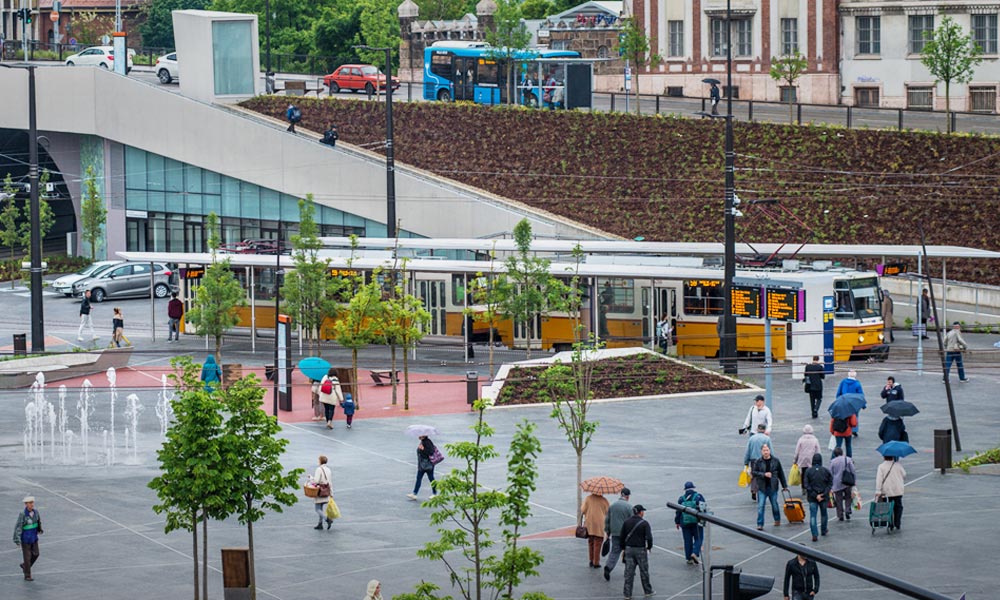 Valami új dolog kerül a Széll Kálmán térre