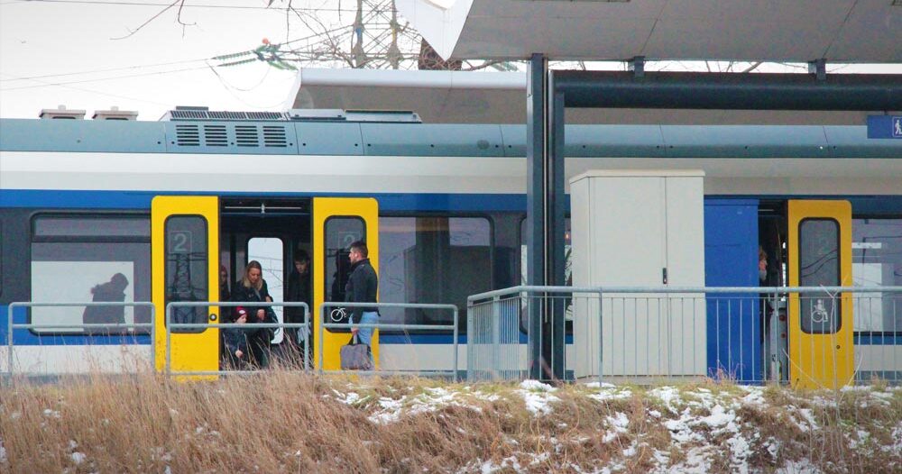 Halálra gázolt a vonat egy embert Érdnél: idén már nyolc embert ütött el a vonat