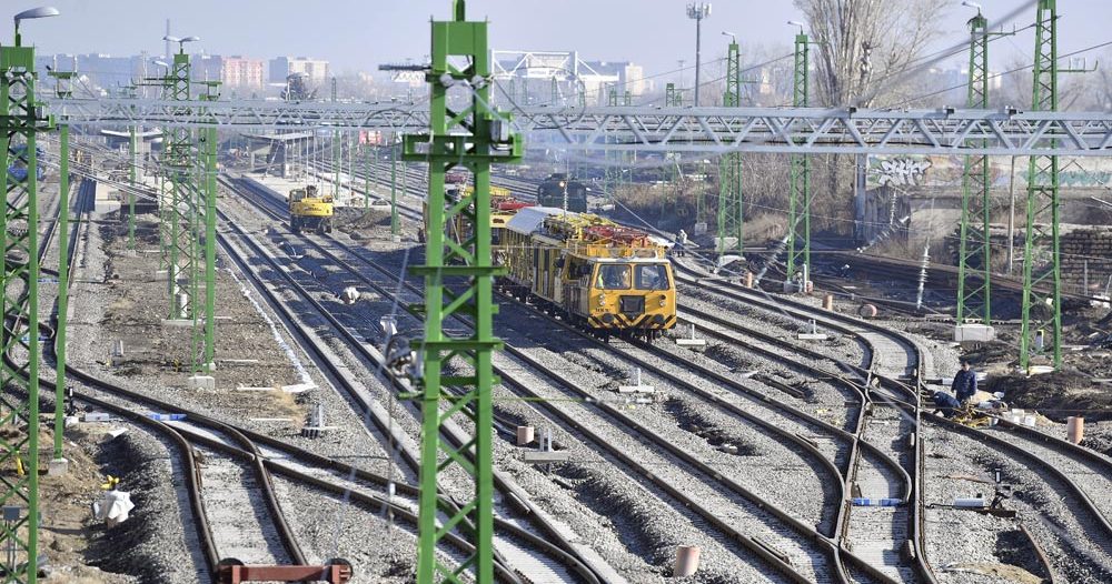 Kezdődik a győri vasúti fővonal újabb szakaszának felújítása, így változik a vonatok közlekedése