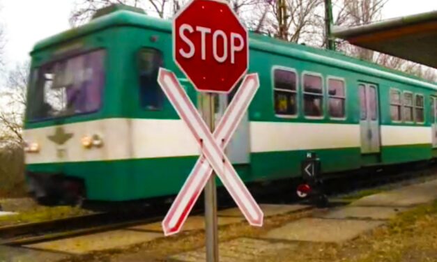 Megígérték, de mégsem került fénysorompó ebbe a HÉV-átjáróba