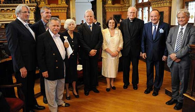 Új díszpolgárai lettek Budapestnek