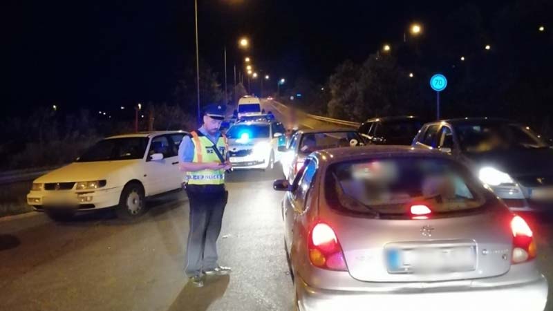 Illegális gyorsulási versenyek és sufnituning – életveszély, amit az utakon művelnek