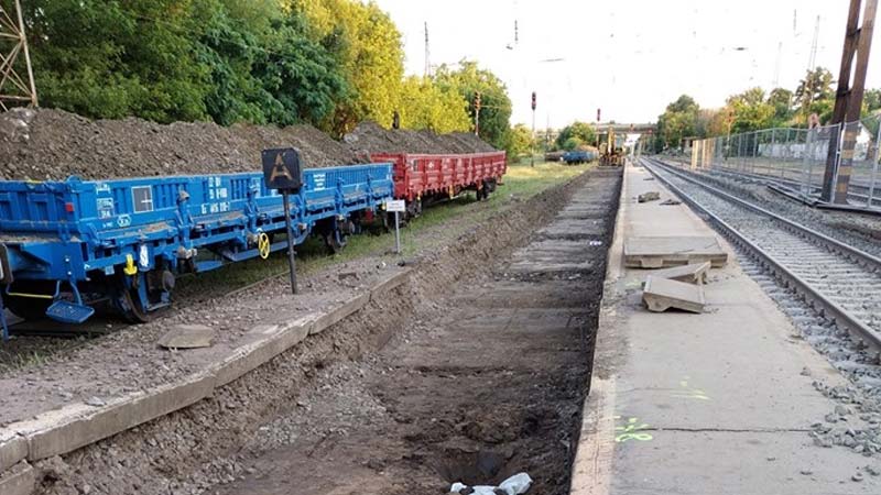 Több elővárosi vasútvonalat is teljesen lezárnak csütörtökön
