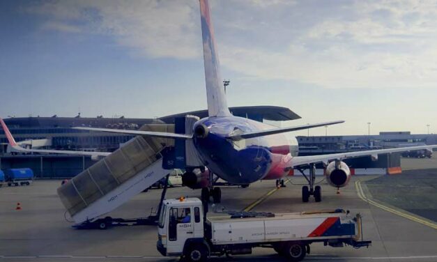Egy tanár pénztárcát lophatott Ferihegyen, nem szállt fel miatta a repülő