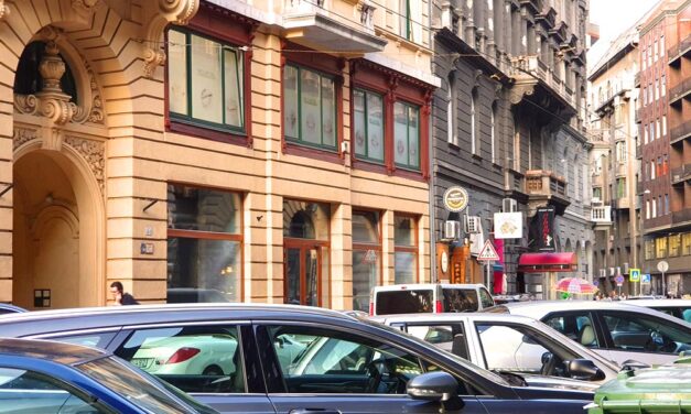 51 millió forintot lopott el egy házaspártól az állítólagos lakáseladó