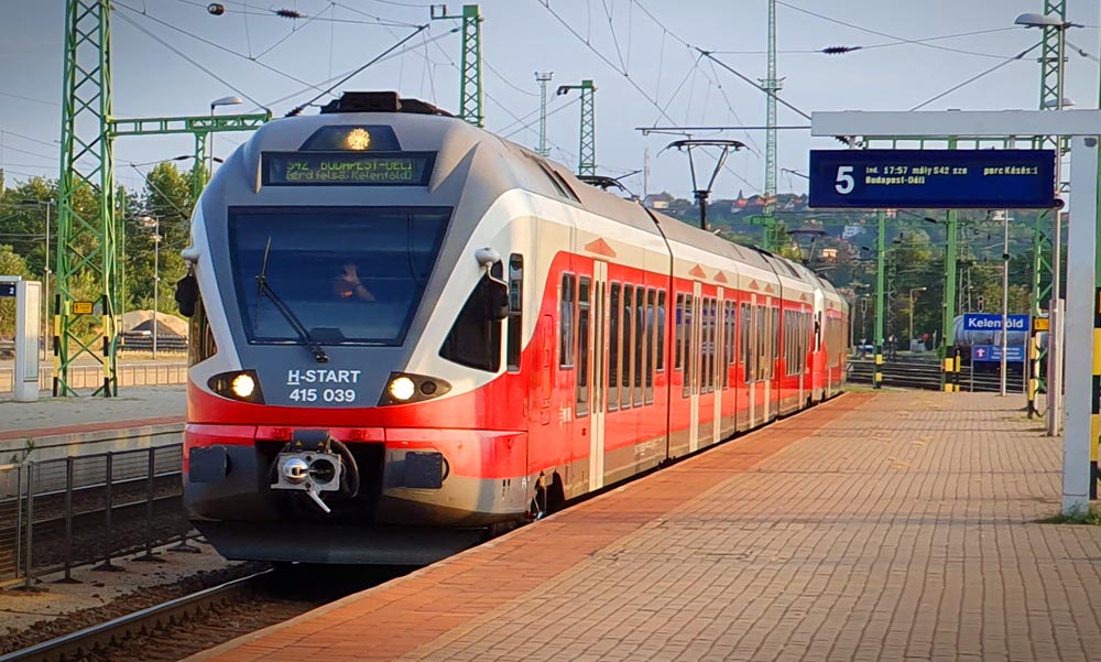 1 millió forintot fizetnek annak, aki megmondja ki verte meg és szúrta le a kalauzt a lajosmizsei vonalon