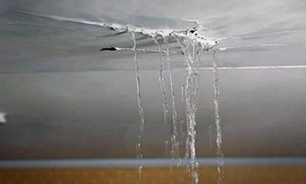 Használhatatlanná ázott az agglomeráció második legjobb középiskolájának tornaterme Dunakeszin