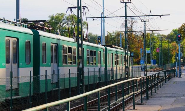Sok dolgot jelentett ma be a BKK: a HÉV-et, a reptéri járatot és több villamost is érint, erre jobb lesz felkészülni – Mutatjuk, a részleteket!