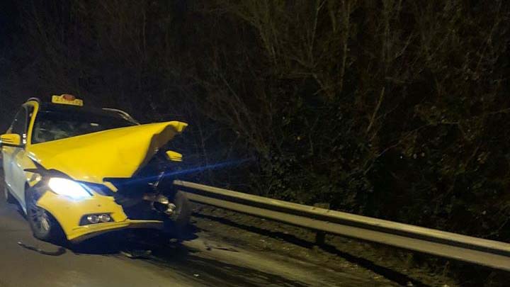 Halálos baleset a Ferihegyi gyorsforgalmin – egy taxis is érintett