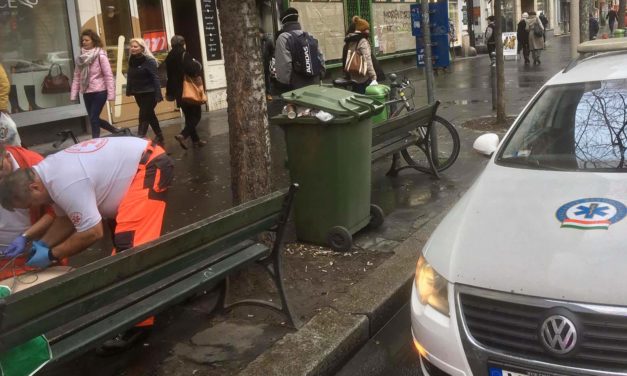 A körúton autózva mentette meg egy 70 éves férfi életét a mentők egyik főosztályvezetője