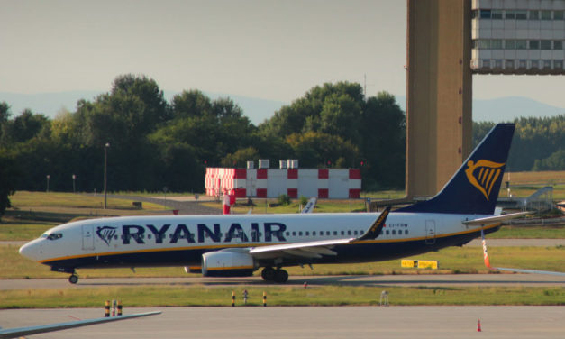 Sok pénzébe kerülhet a Ryanairnek, hogy megszívatta Ferihegyen az utasokat