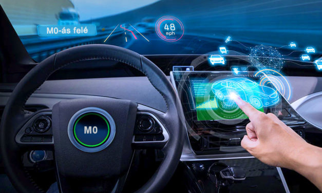 Jönnek az elektromos autók, jönnek az új logók az agglomeráció útjaira is