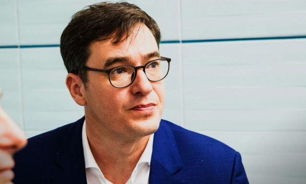 A főpolgármester ingyenessé tenné a plázák parkolóit