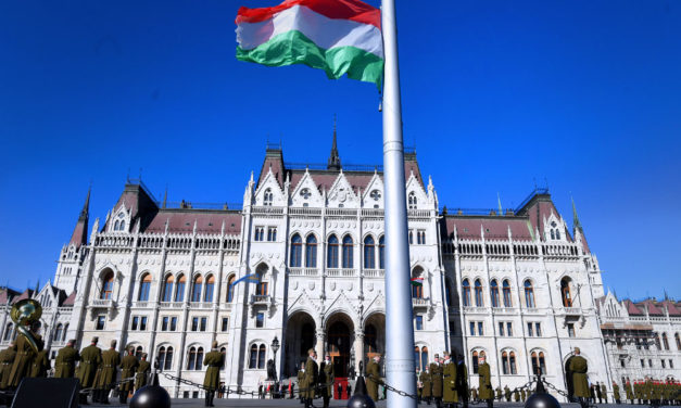 Családi programok, Békemenet és ellenzéki nagygyűlés – itt a március 15-i menetrend és a lezárások listája