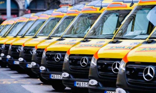 Levélben kérik a mentősök a miniszterelnököt, hogy gondoskodjon a biztonságukról és a fizetésük megemeléséről