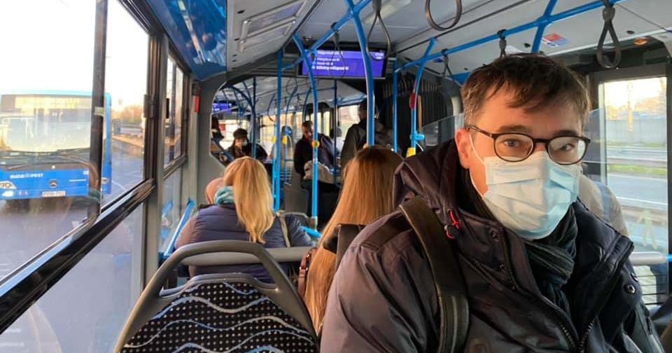 Karácsony Gergely levélben fordult a kormányhoz, hogy állítsák vissza a maszkviselést