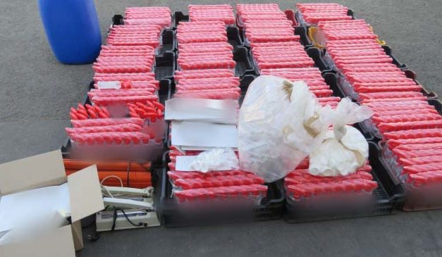 Fertőtlenítőt kotyvasztottak otthon, több embert átvertek a hamis szerrel