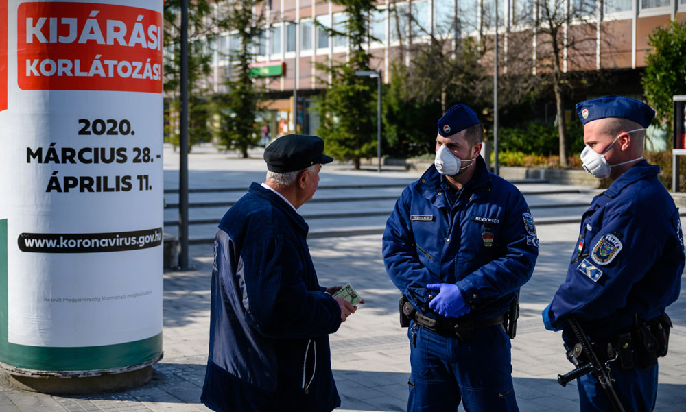 Az operatív törzs azt kéri a budapestiektől, hogy tartsák be a kijárási korlátozást