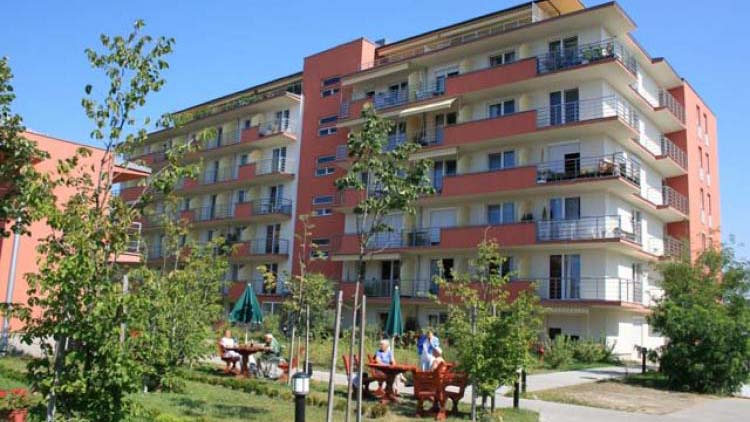 Egy zuglói idősek otthonának öt lakója lett koronavírusos
