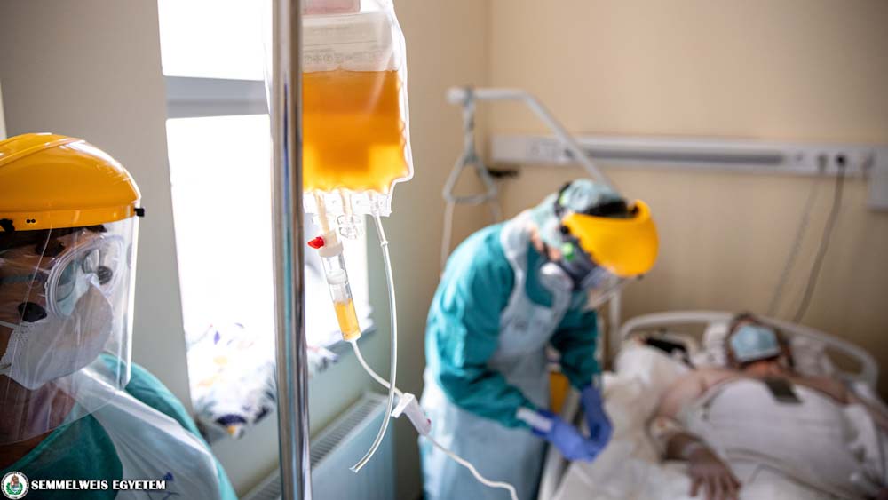 Két beteg már megkapta a koronavírus leküzdésére fejlesztett hazai szérumot
