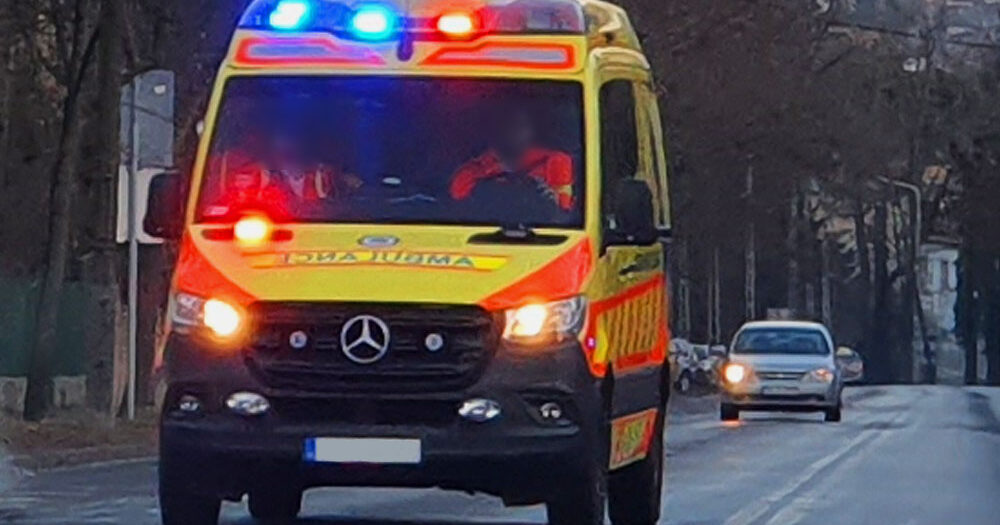 „Mondjanak el egy imát a fiamért, értünk” – A csodában bízik Dávid édesanyja, a gyermeknek testnevelés órán állt le a szíve