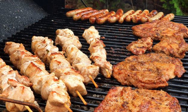 Tűzgyújtási tilalmat rendeltek el, milliós bírságot kaphatsz a nyakadba, de mi a helyzet a grillezéssel és bográcsozással?