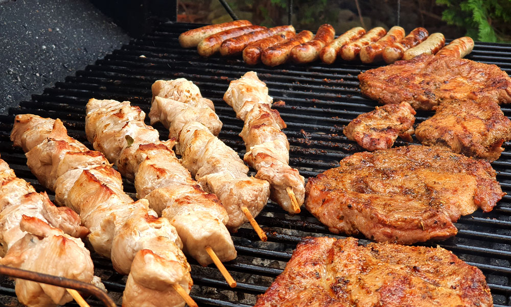 Tűzgyújtási tilalmat rendeltek el, milliós bírságot kaphatsz a nyakadba, de mi a helyzet a grillezéssel és bográcsozással?
