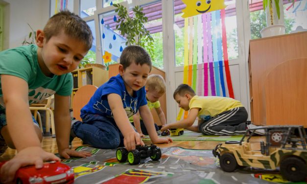 „Ebéd után vigyék haza az óvodából a gyerekeket” – a járvány miatt ezt kéri a kispesti polgármester a szülőktől