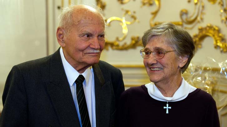 Elhunyt Göncz Árpád özvegye, Zsuzsa asszony
