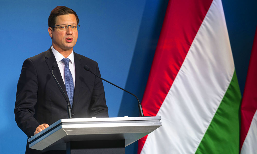 Gulyás Gergely: Március 16-ig marad minden korlátozás