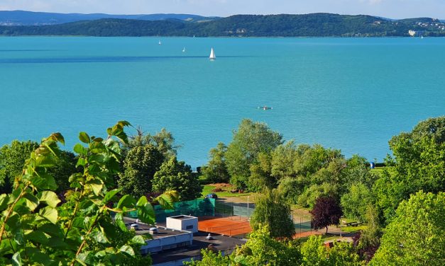 Hát mindenki nyaralót akar? Kilőttek az árak a Balatonnál, a Velencei és Tisza-tónál