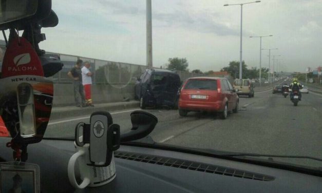 Tömegkarambol az M3-ason, Taksonynál és Pátyon is baleset történt
