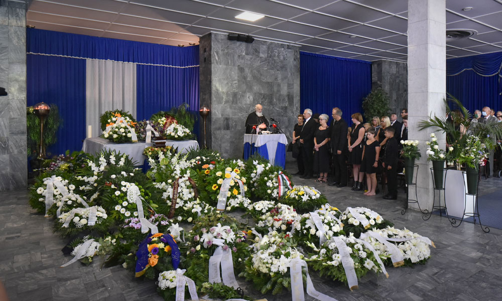 Elbúcsúzott az ország Bálint gazdától, barátok, ismert emberek kísérték utolsó útjára